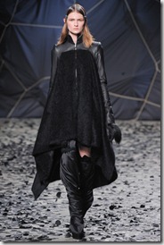 Gareth Pugh FW2012 PARIS